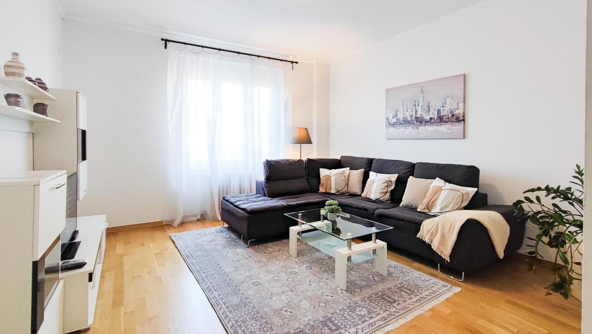 נובי סאד Filinhome Stefanovica Suite 7 מראה חיצוני תמונה