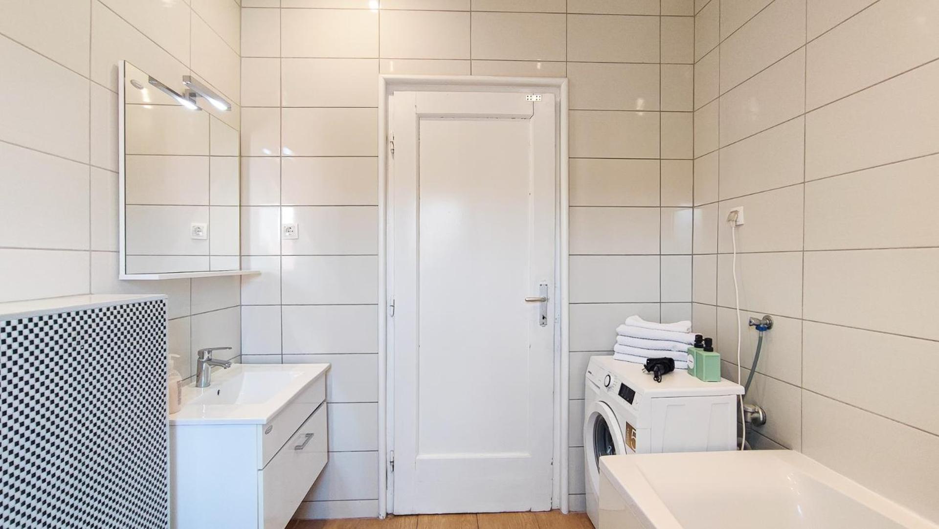 נובי סאד Filinhome Stefanovica Suite 7 מראה חיצוני תמונה